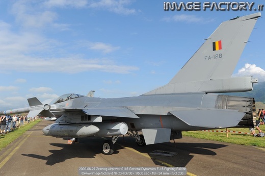 2009-06-27 Zeltweg Airpower 0116 General Dynamics F-16 Fighting Falcon